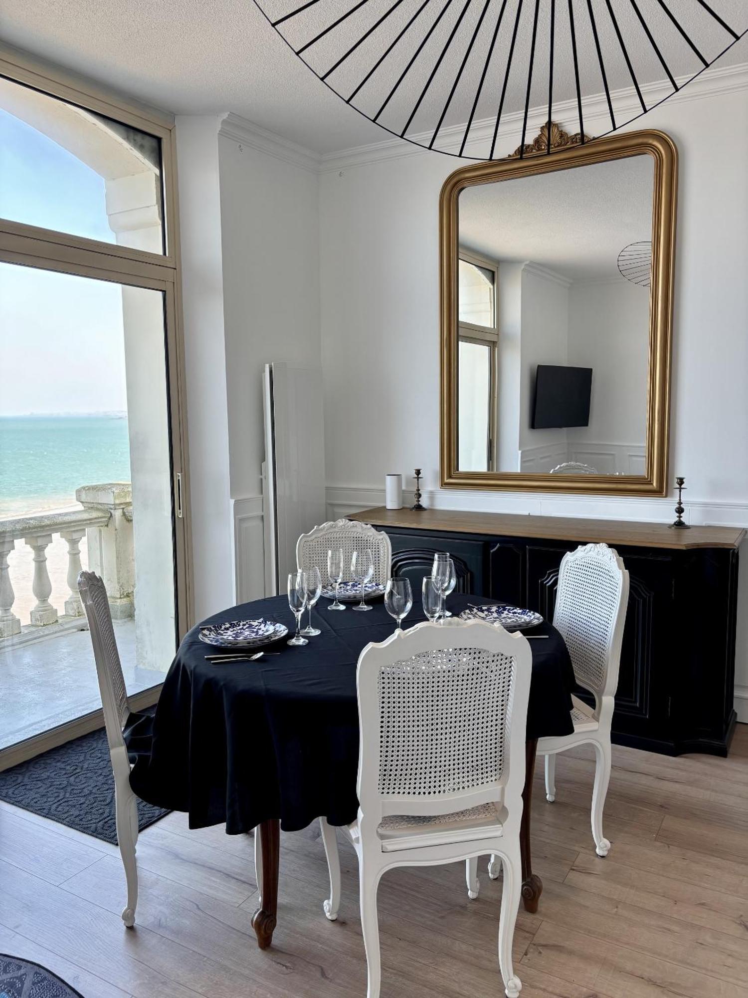 Villa Ker Eole Vue Mer ดีนาร์ ภายนอก รูปภาพ